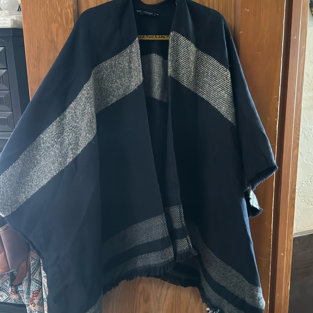Lucky Brand NWT Blue and Gray Poncho